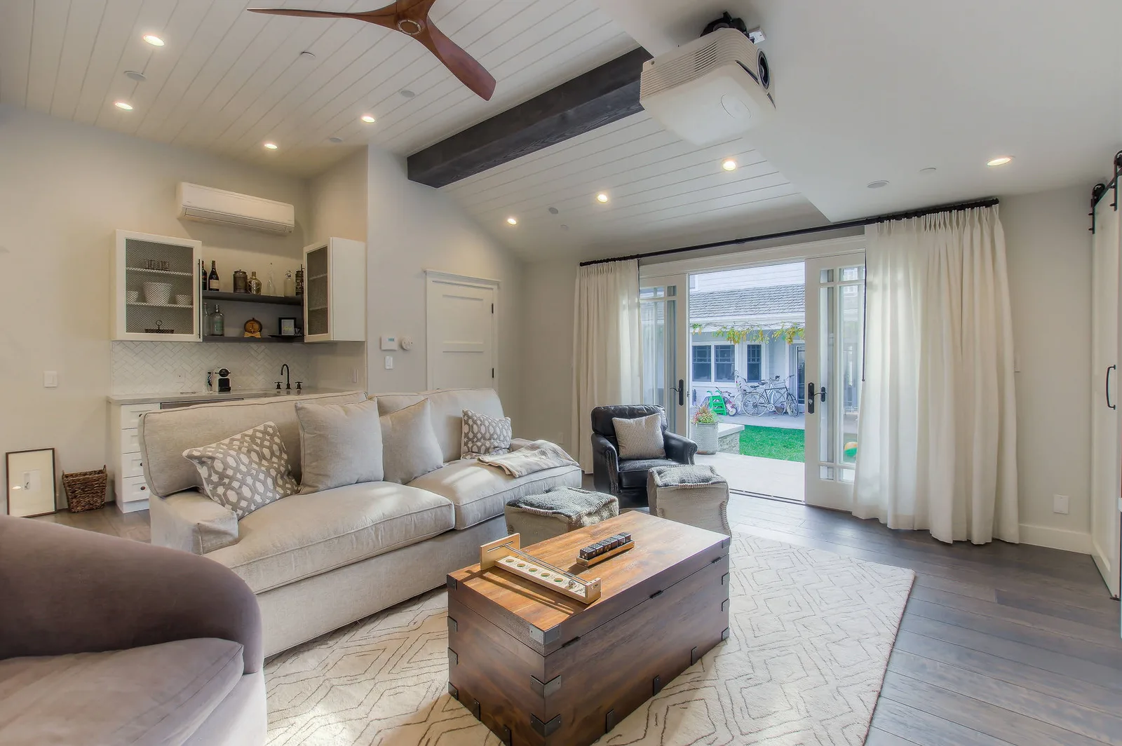 Garage Conversions in Houston, TX