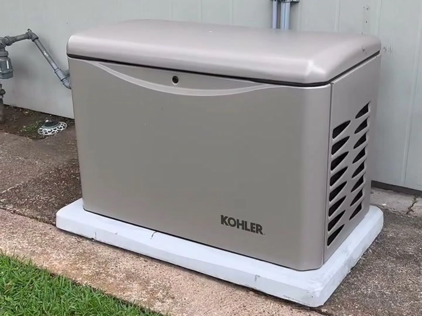 Kohler standby generator installed by the VCS crew at a Houston home